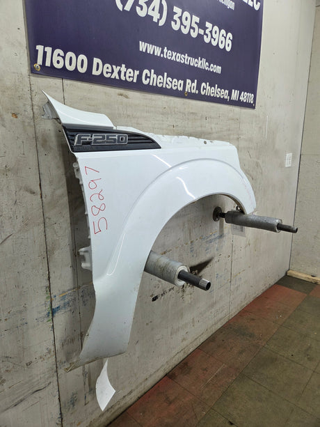 2011-2016 Ford Super Duty F250 F350 RH Passenger Side Front Fender - Oxford White