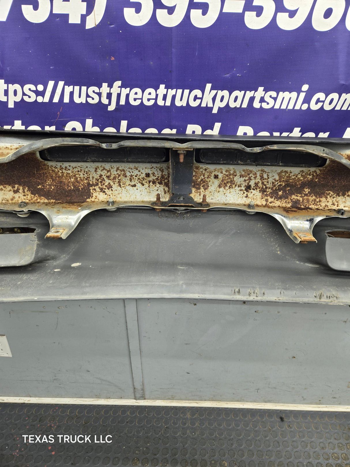 1999-2002 Chevrolet Silverado 1500 Front Bumper - Chrome