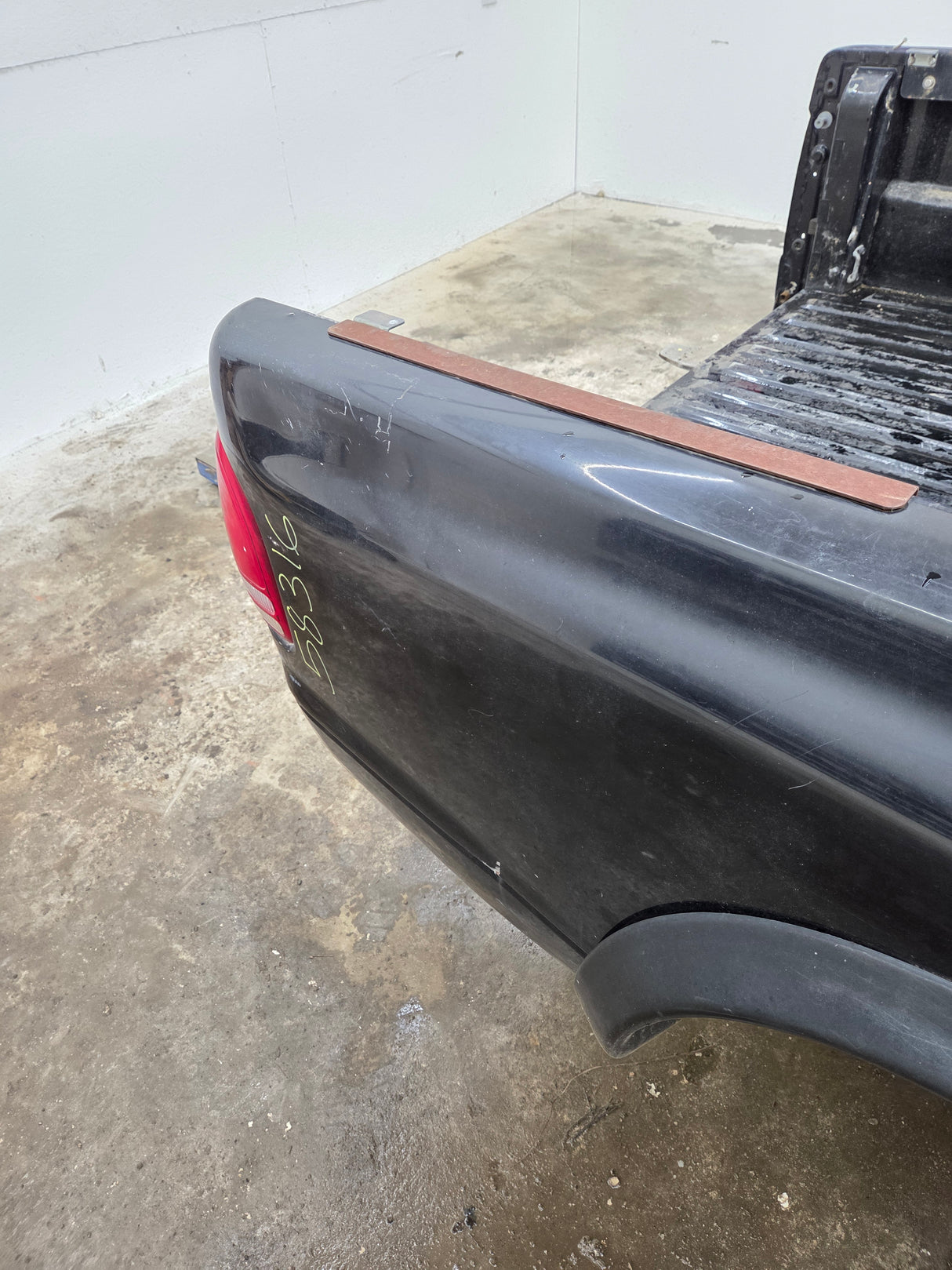 1997-2004 Dodge Dakota 2nd Gen Long Bed