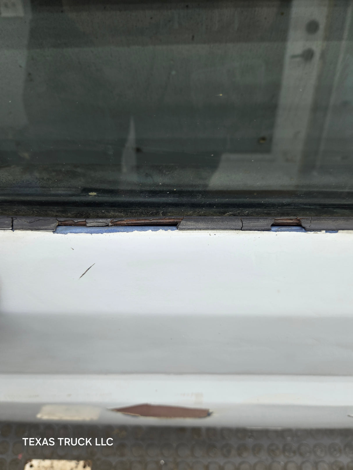 1980-1991 Ford F Series F250 F350 F450 F550 LH Driver Side Front Door