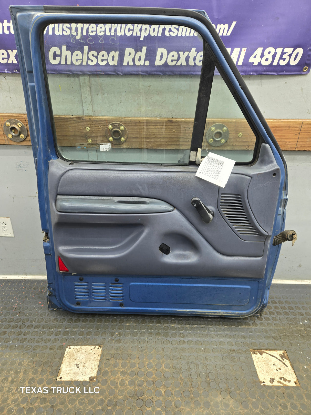 1980-1991 Ford F Series F250 F350 F450 F550 LH Driver Side Front Door