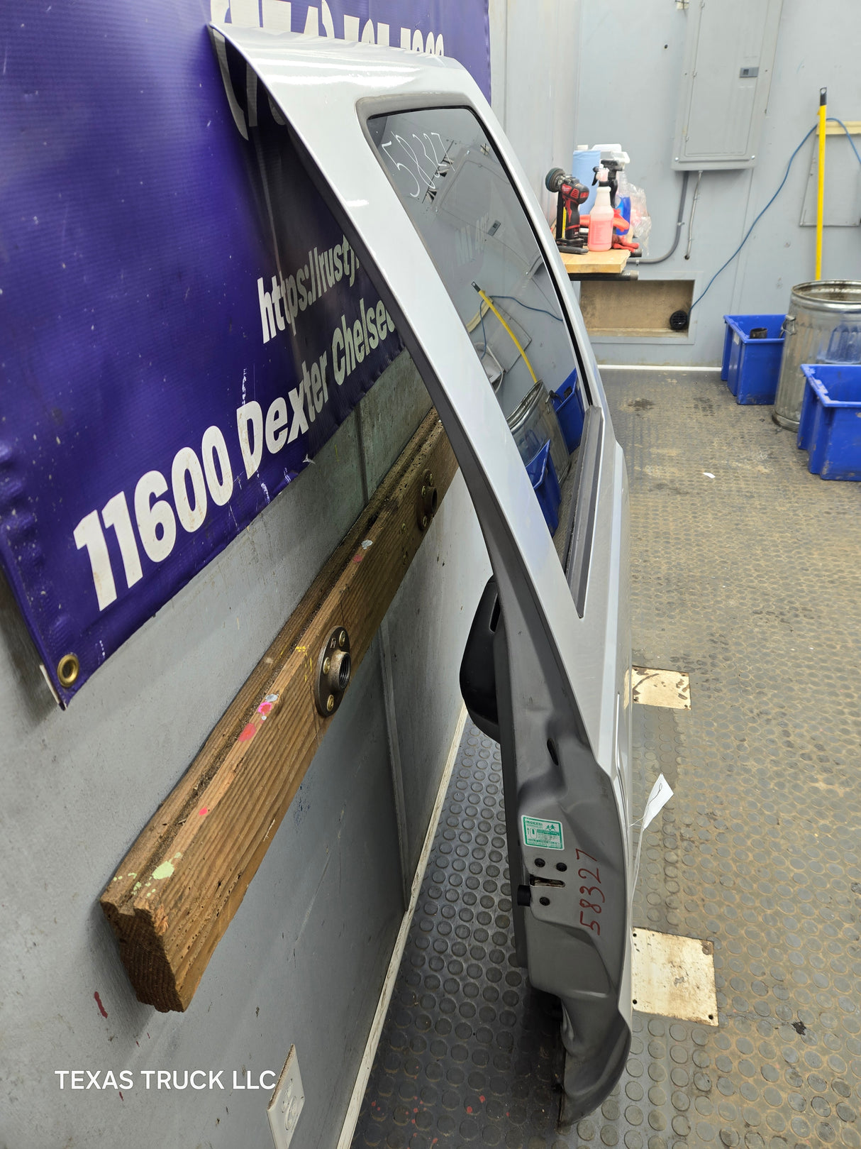 1999-2011 Ford Super Duty RH Passenger Side Rear Crew Cab Door F250 F350 F450 F550