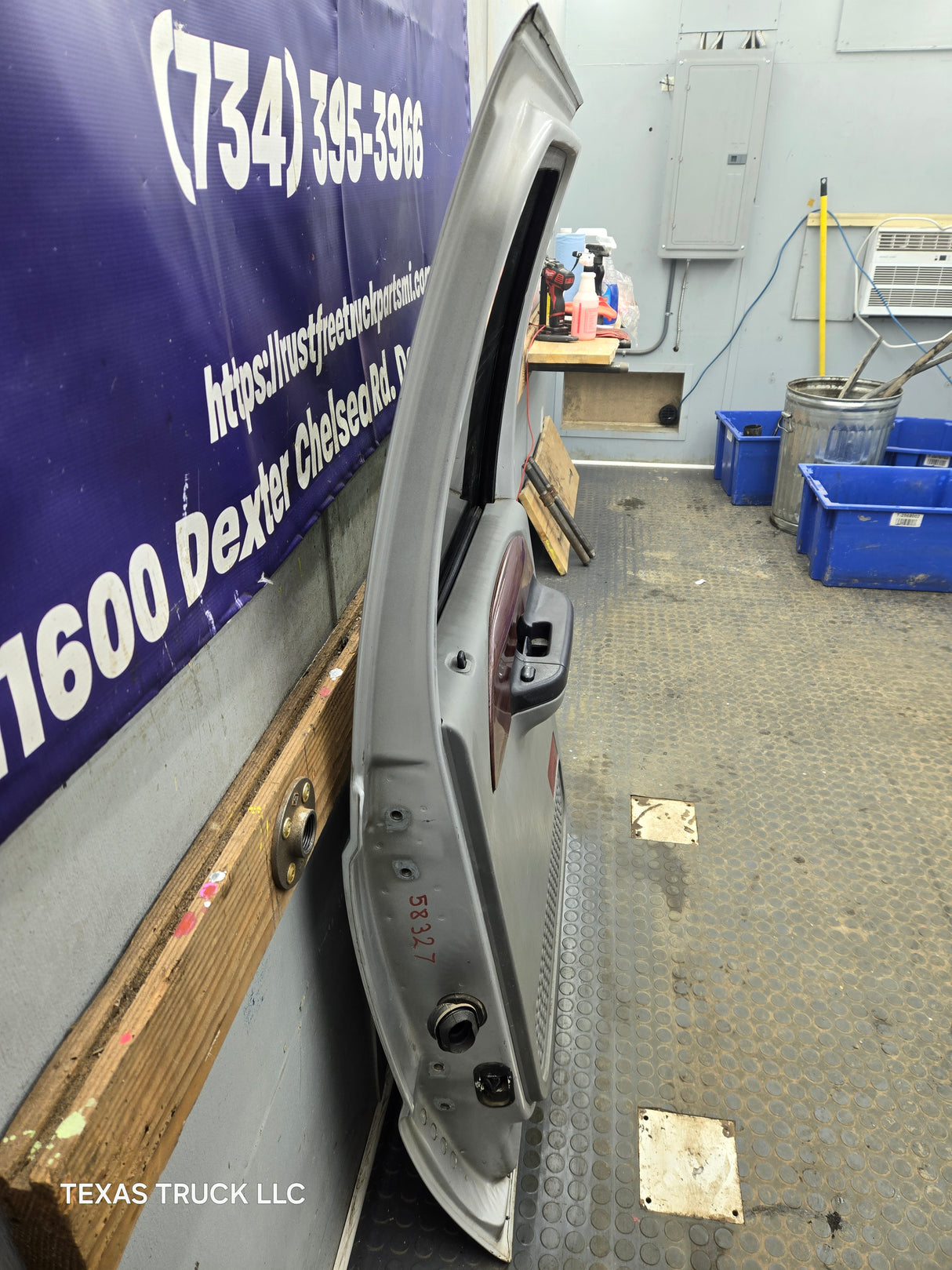 1999-2011 Ford Super Duty RH Passenger Side Rear Crew Cab Door F250 F350 F450 F550