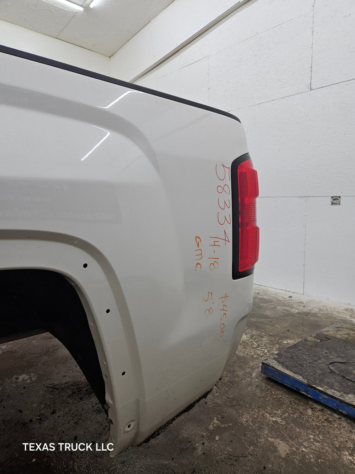2014-2019 GMC Sierra 1500 5' 8" Short Bed