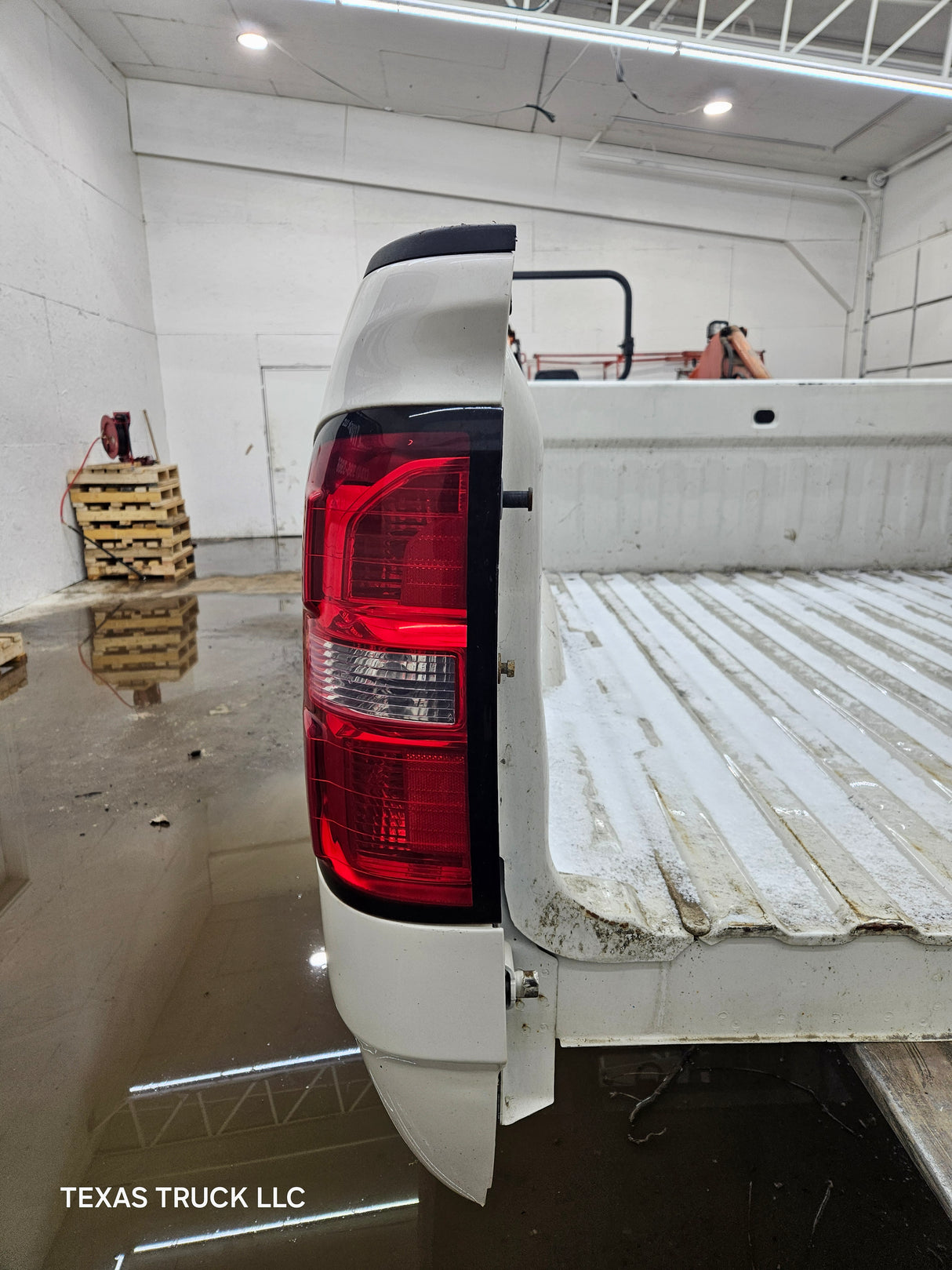 2014-2019 GMC Sierra 1500 5' 8" Short Bed