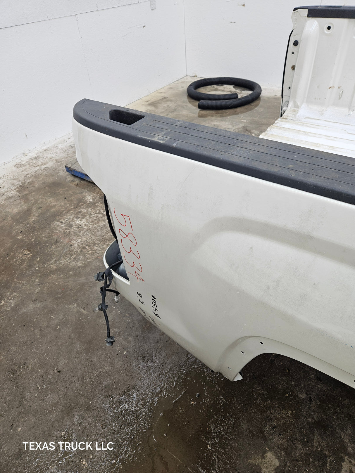 2014-2019 GMC Sierra 1500 5' 8" Short Bed