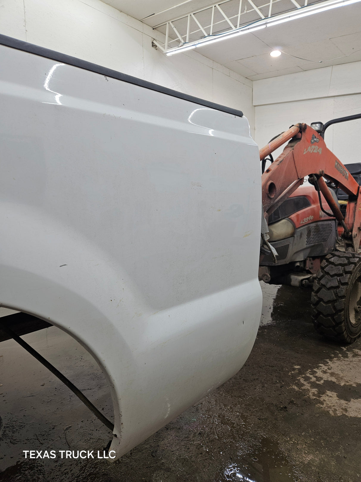 1999-2010 Ford Super Duty F250 F350 6' 9" Short Truck Bed