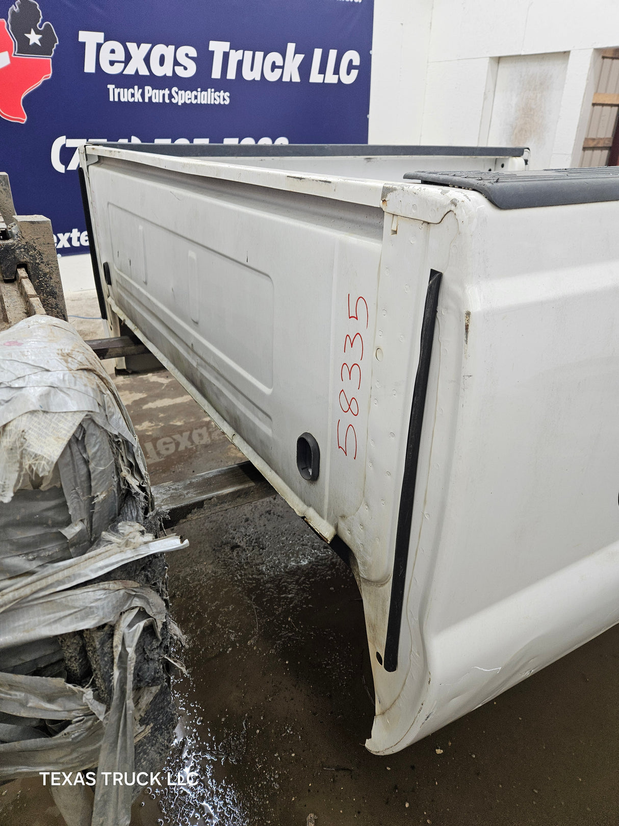 1999-2010 Ford Super Duty F250 F350 6' 9" Short Truck Bed