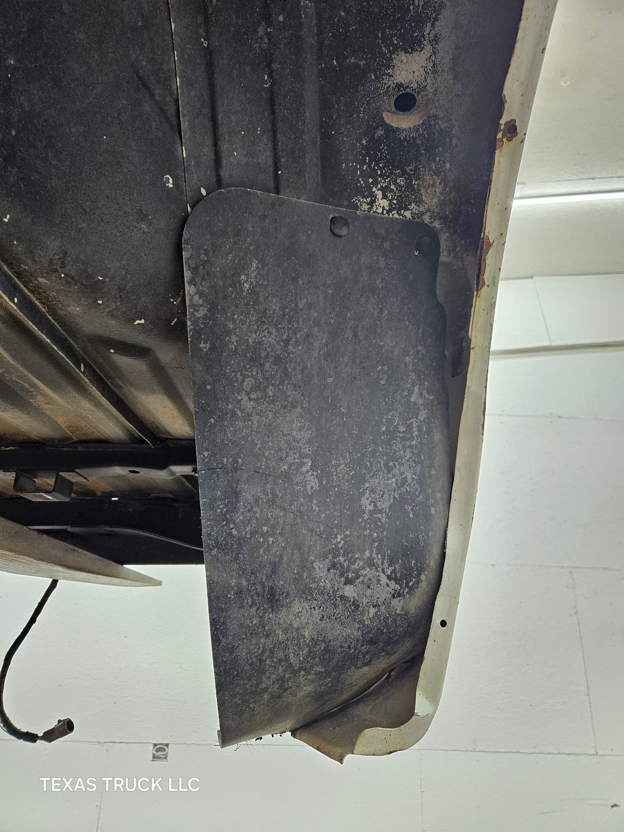 1999-2010 Ford Super Duty F250 F350 6' 9" Short Truck Bed