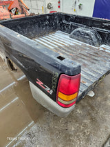 1999-2007 Chevrolet Silverado / GMC Sierra 1500 2500HD 3500HD 6' 6" Short Truck Bed