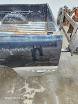 1999-2007 Chevrolet Silverado / GMC Sierra 1500 2500HD 3500HD 6' 6" Short Truck Bed