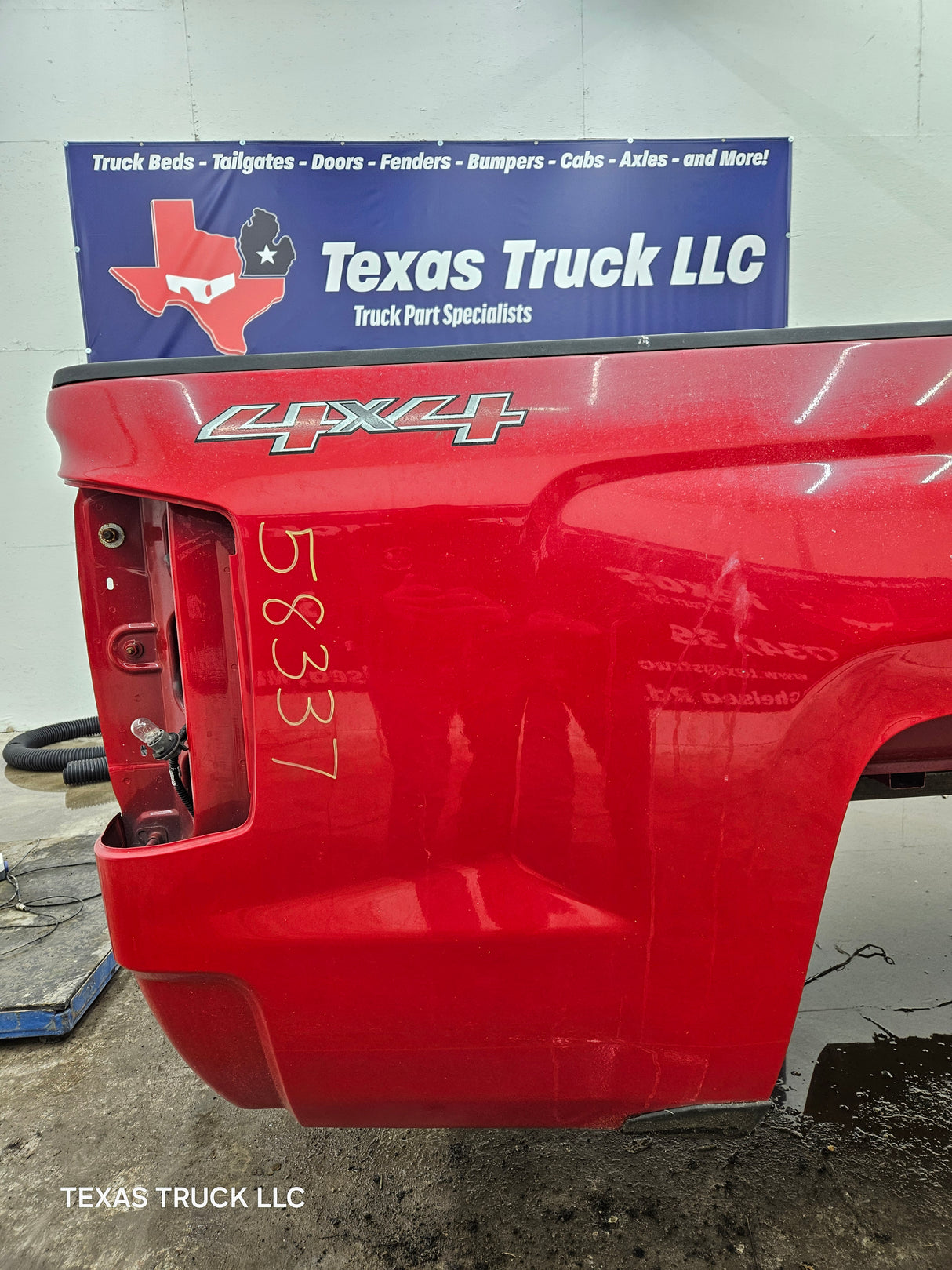 2014-2019 Chevrolet Silverado 1500 2500HD 3500HD 8' Long Truck Bed