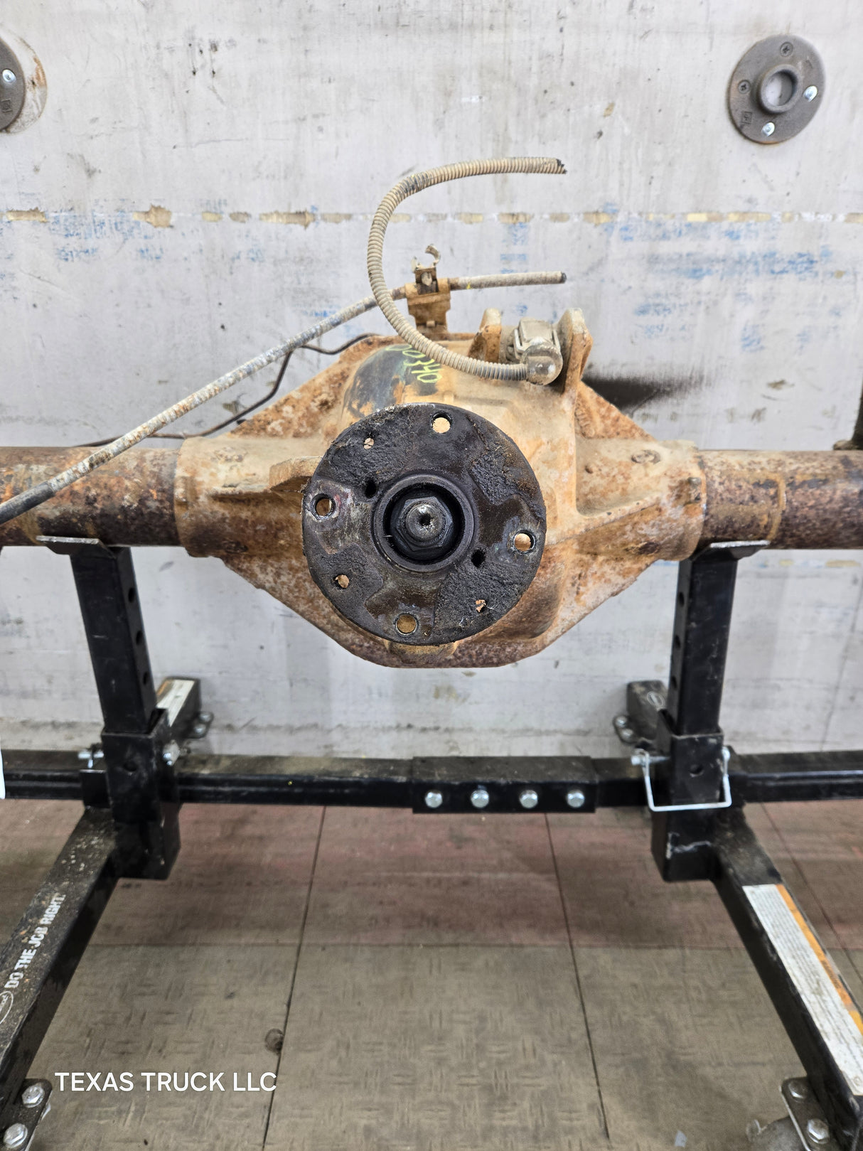 1987-1997 Ford F150 Rear Axle 3.55 Gear Ratio