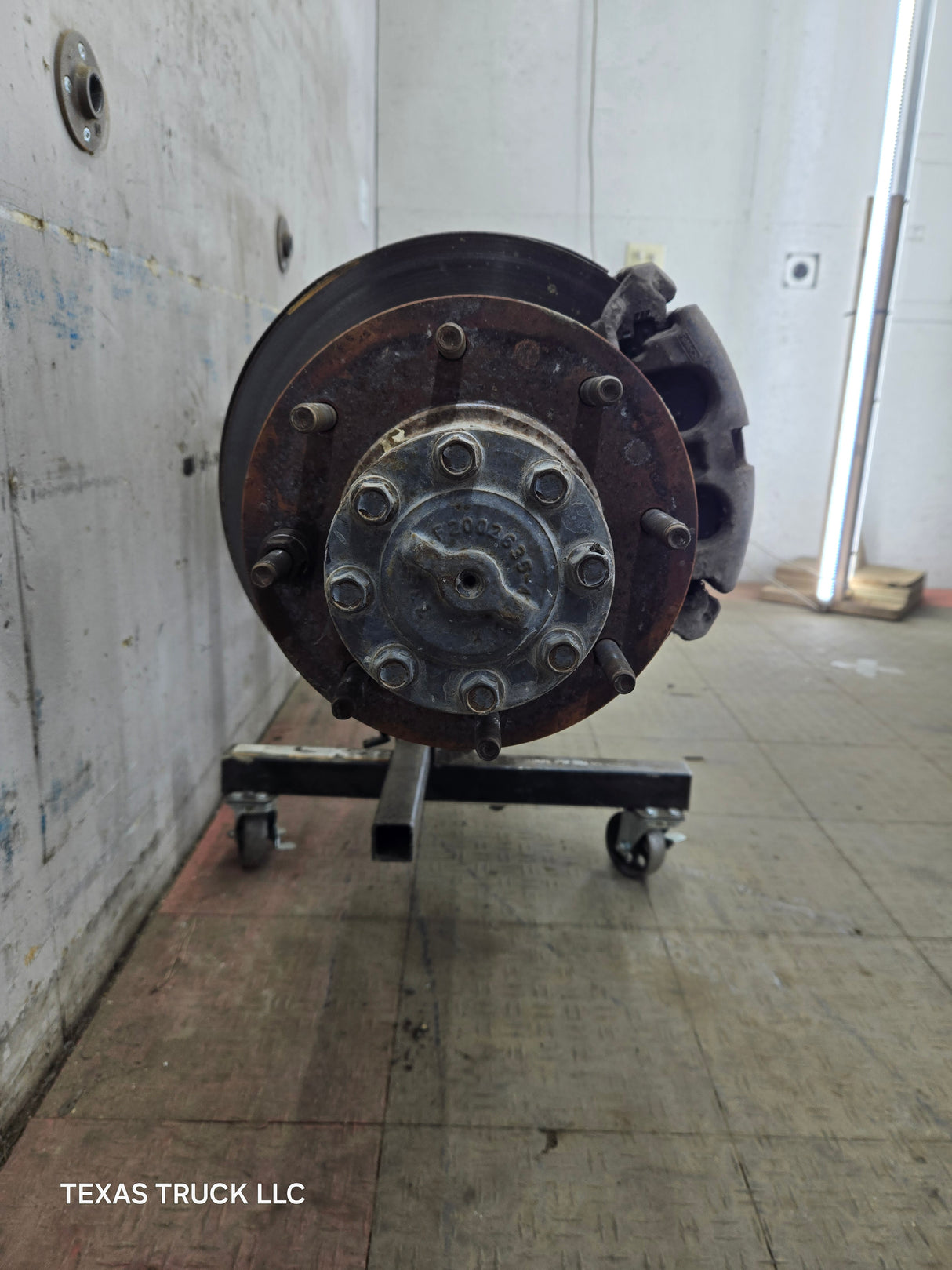2013-2016 Ford Super Duty F350 Cab Chassis Rear Axle 3.73 Gear Ratio Rear End 179k miles