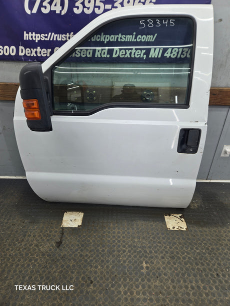 1999-2011 Ford Super Duty LH Front Driver Side Door F250 F350 F450 F550