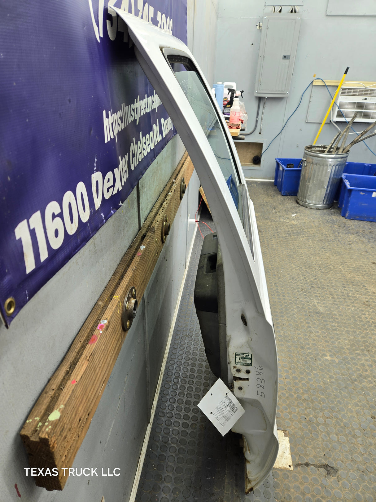 2012-2016 Ford Super Duty Passenger Side Rear Door RH Crew Cab F250 F350 F450 F550