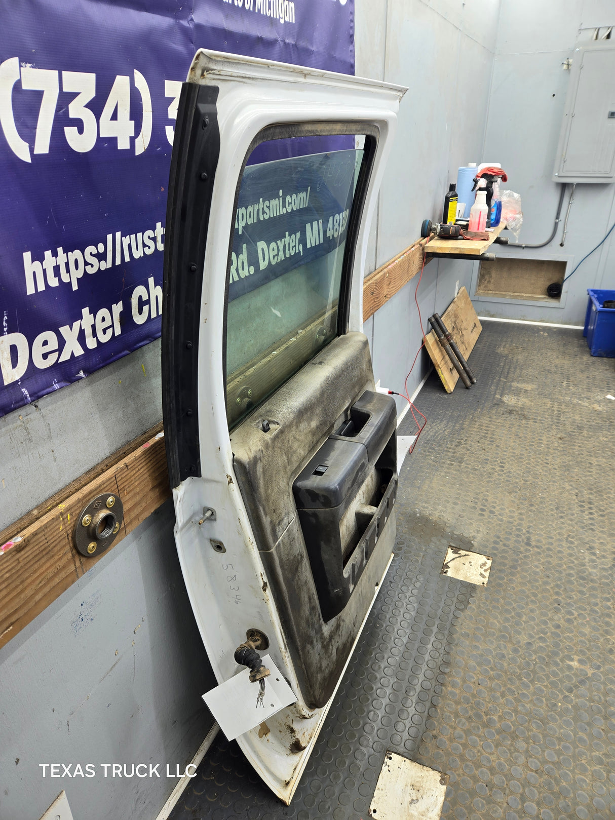 2012-2016 Ford Super Duty Passenger Side Rear Door RH Crew Cab F250 F350 F450 F550