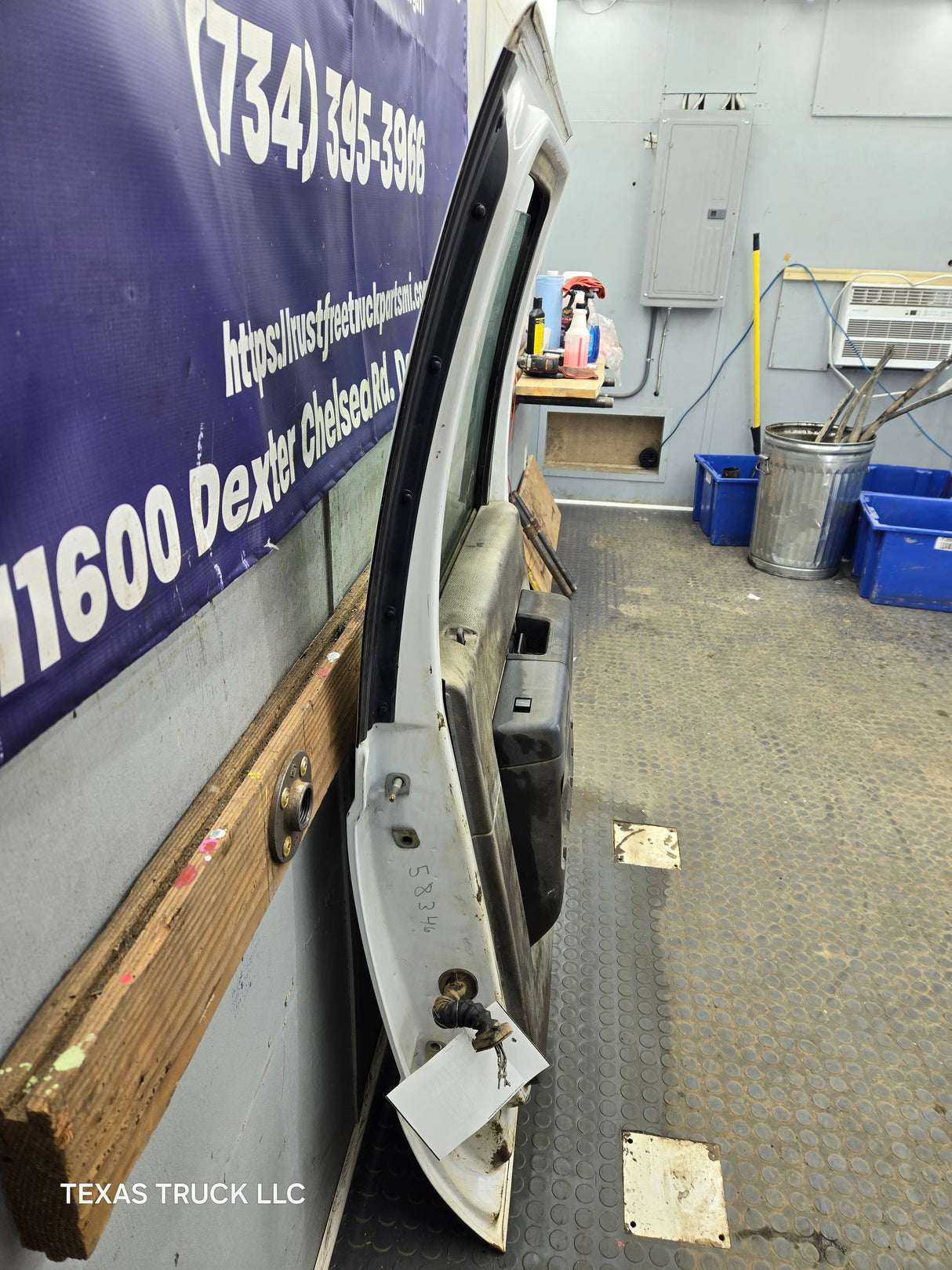 2012-2016 Ford Super Duty Passenger Side Rear Door RH Crew Cab F250 F350 F450 F550
