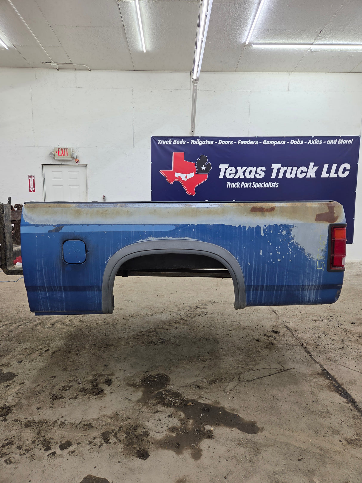 1994-1996 Dodge Dakota 2nd Gen 6' 6" Short Truck Bed