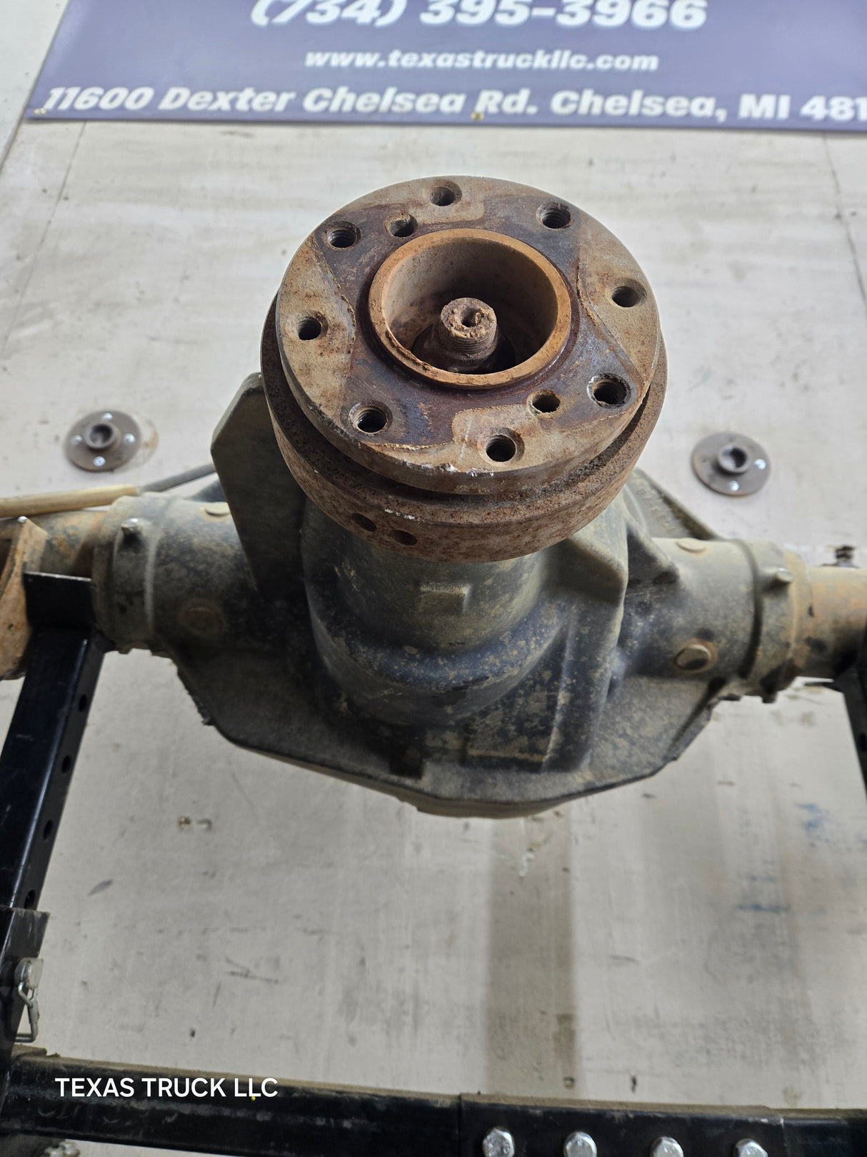 2008-2010 Ford Super Duty F250 F350 SRW Rear Axle 3.55 Gear Ratio 182k miles