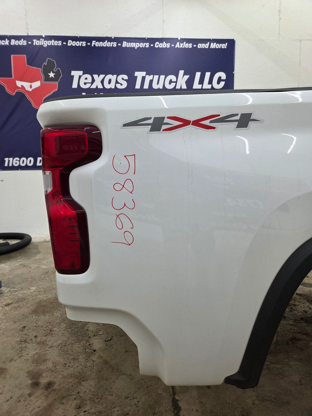 2019-2025 Chevrolet Silverado 2500 3500 HD 6' 6" Short Truck Bed