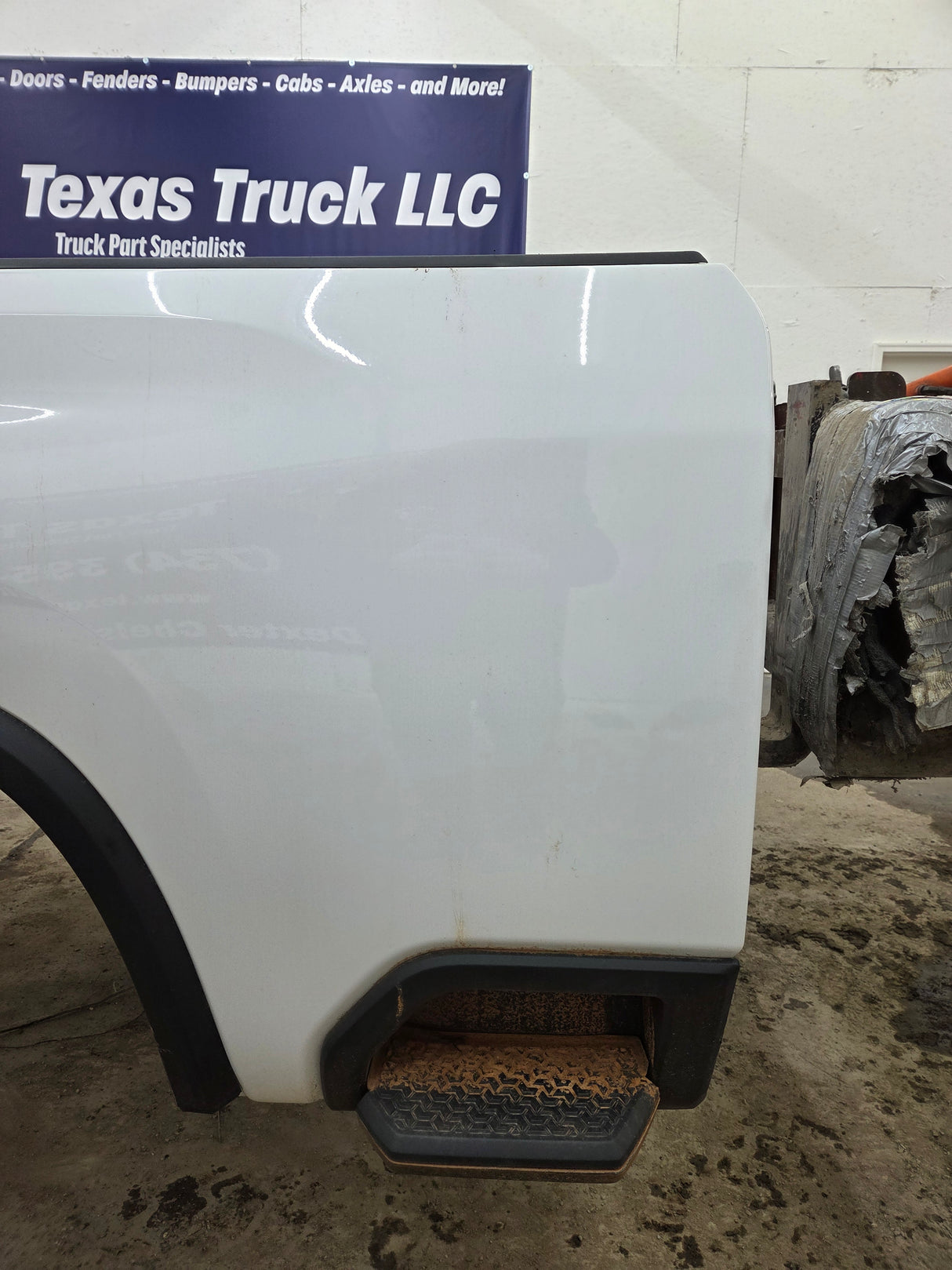 2019-2025 Chevrolet Silverado 2500 3500 HD 6' 6" Short Truck Bed