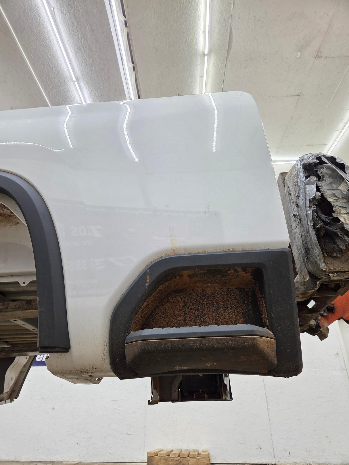 2019-2025 Chevrolet Silverado 2500 3500 HD 6' 6" Short Truck Bed