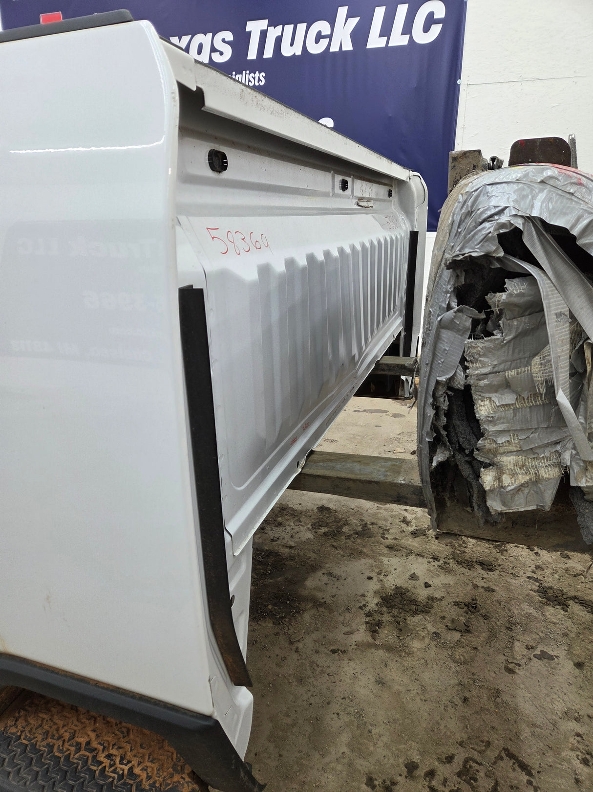 2019-2025 Chevrolet Silverado 2500 3500 HD 6' 6" Short Truck Bed