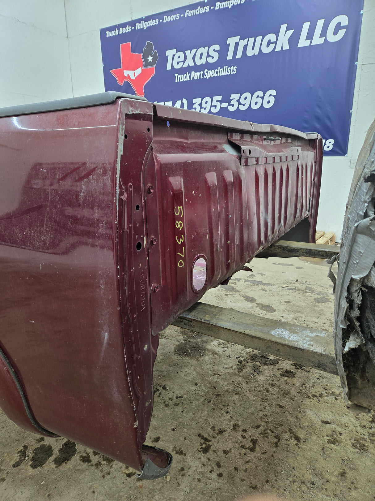 1999-2006 Toyota Tundra Short Bed 6' 5" Truck Bed