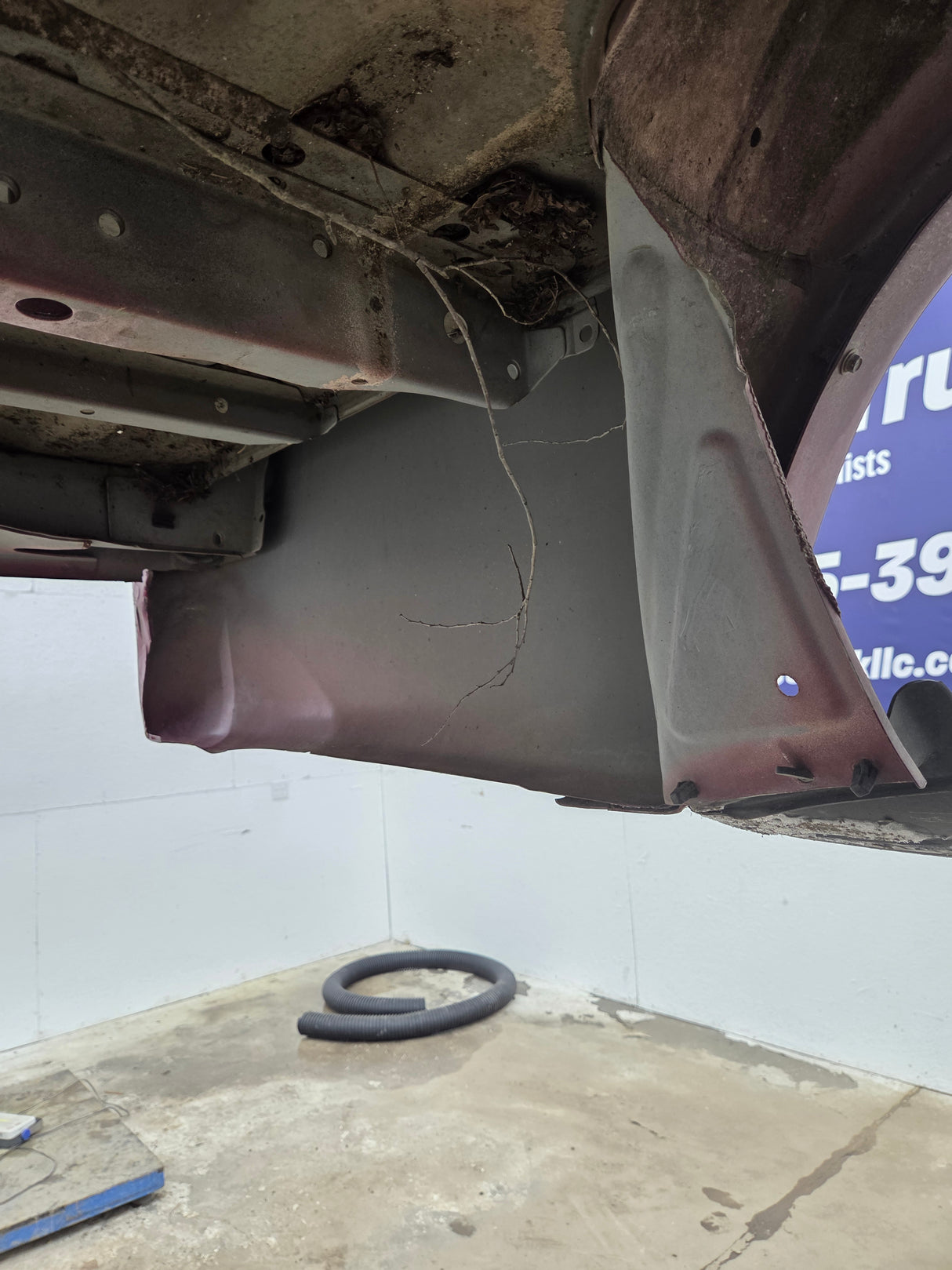 1999-2006 Toyota Tundra Short Bed 6' 5" Truck Bed