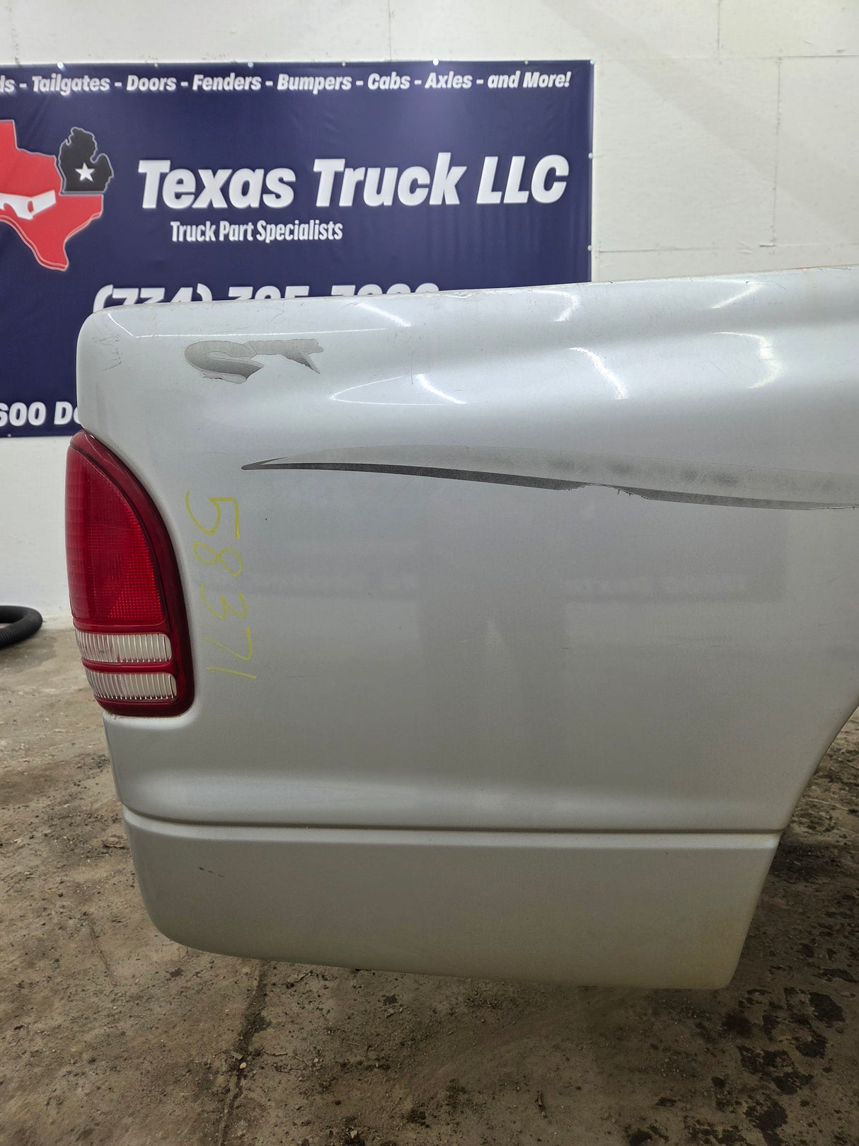 1997-2004 Dodge Dakota 2nd Gen Long Bed