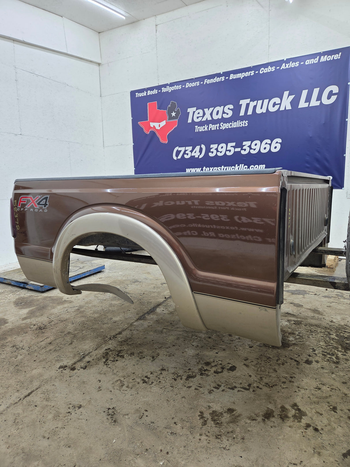 2011-2016 Ford F250 F350 Super Duty 6' 9" Short Truck Bed