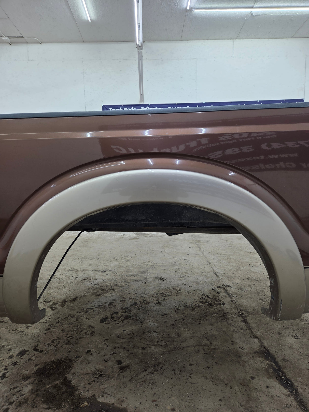 2011-2016 Ford F250 F350 Super Duty 6' 9" Short Truck Bed