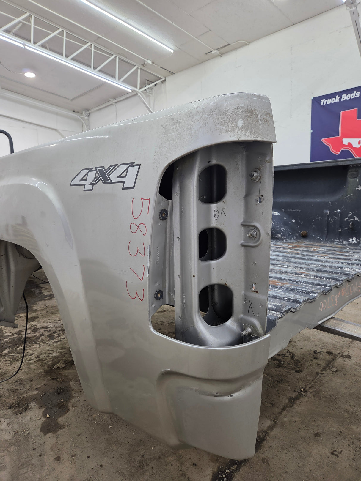 2007-2013 GMC Sierra 1500 5' 8" Short Truck Bed