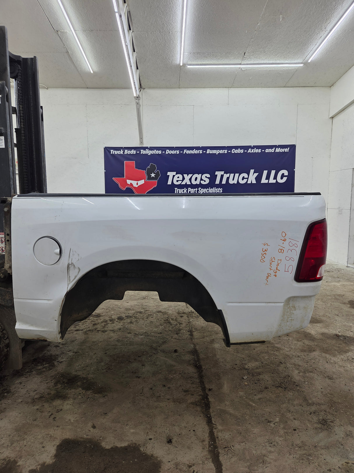 2009-2018 Dodge Ram 1500 4th gen 5' 7" Short Truck Bed