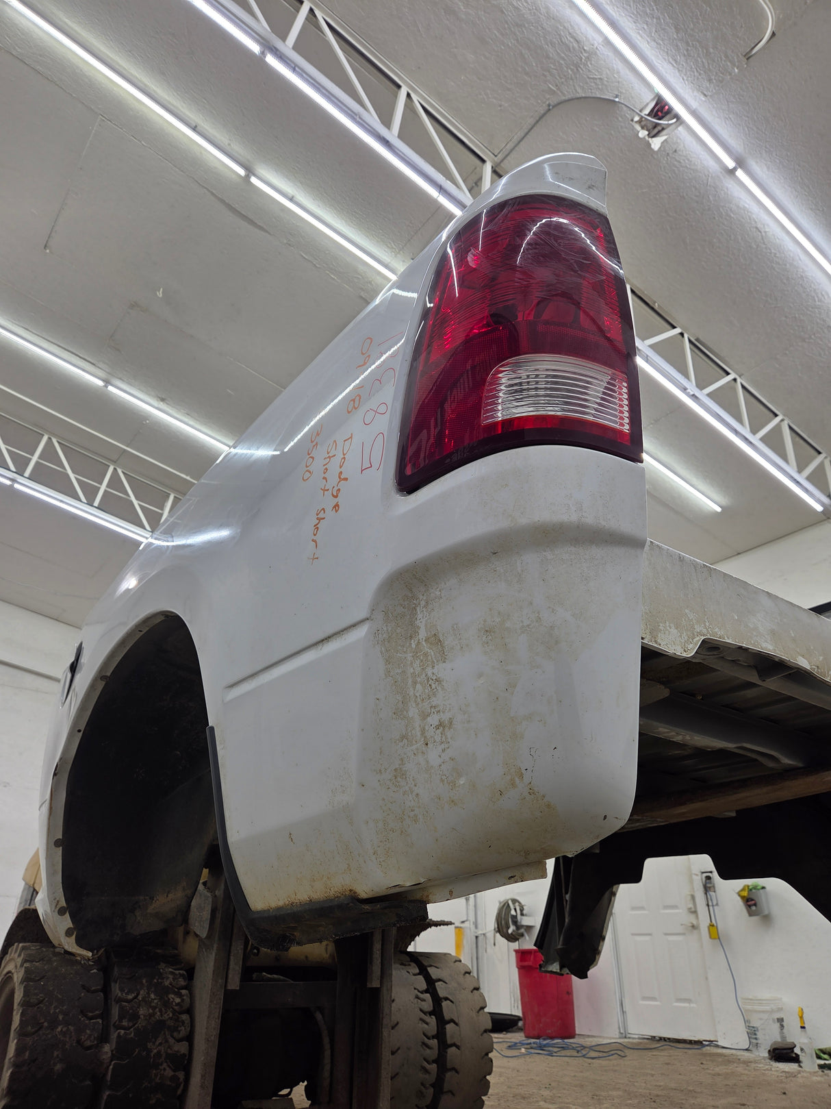 2009-2018 Dodge Ram 1500 4th gen 5' 7" Short Truck Bed