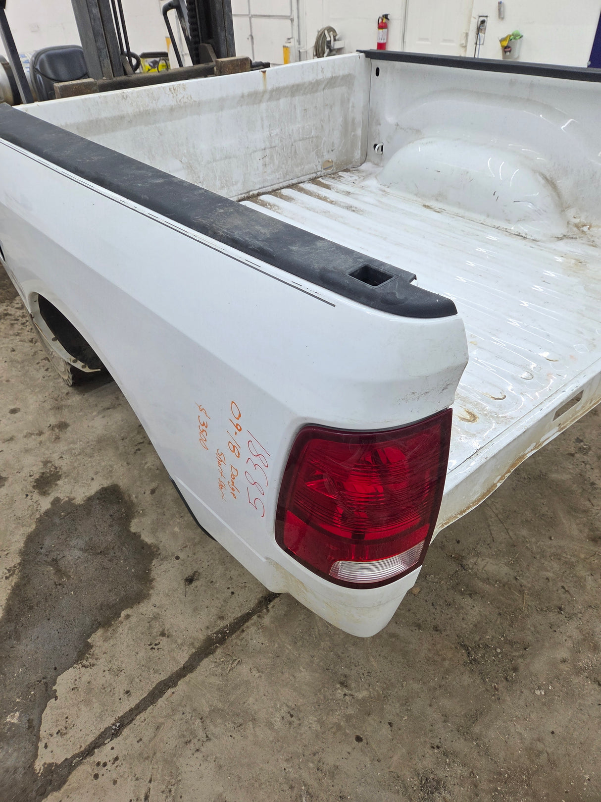 2009-2018 Dodge Ram 1500 4th gen 5' 7" Short Truck Bed