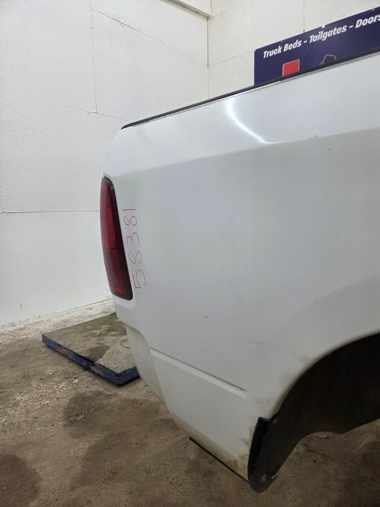 2009-2018 Dodge Ram 1500 4th gen 5' 7" Short Truck Bed