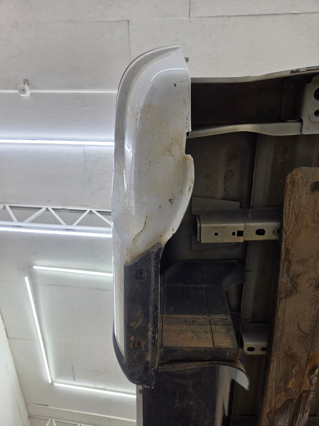 2009-2018 Dodge Ram 1500 4th gen 5' 7" Short Truck Bed