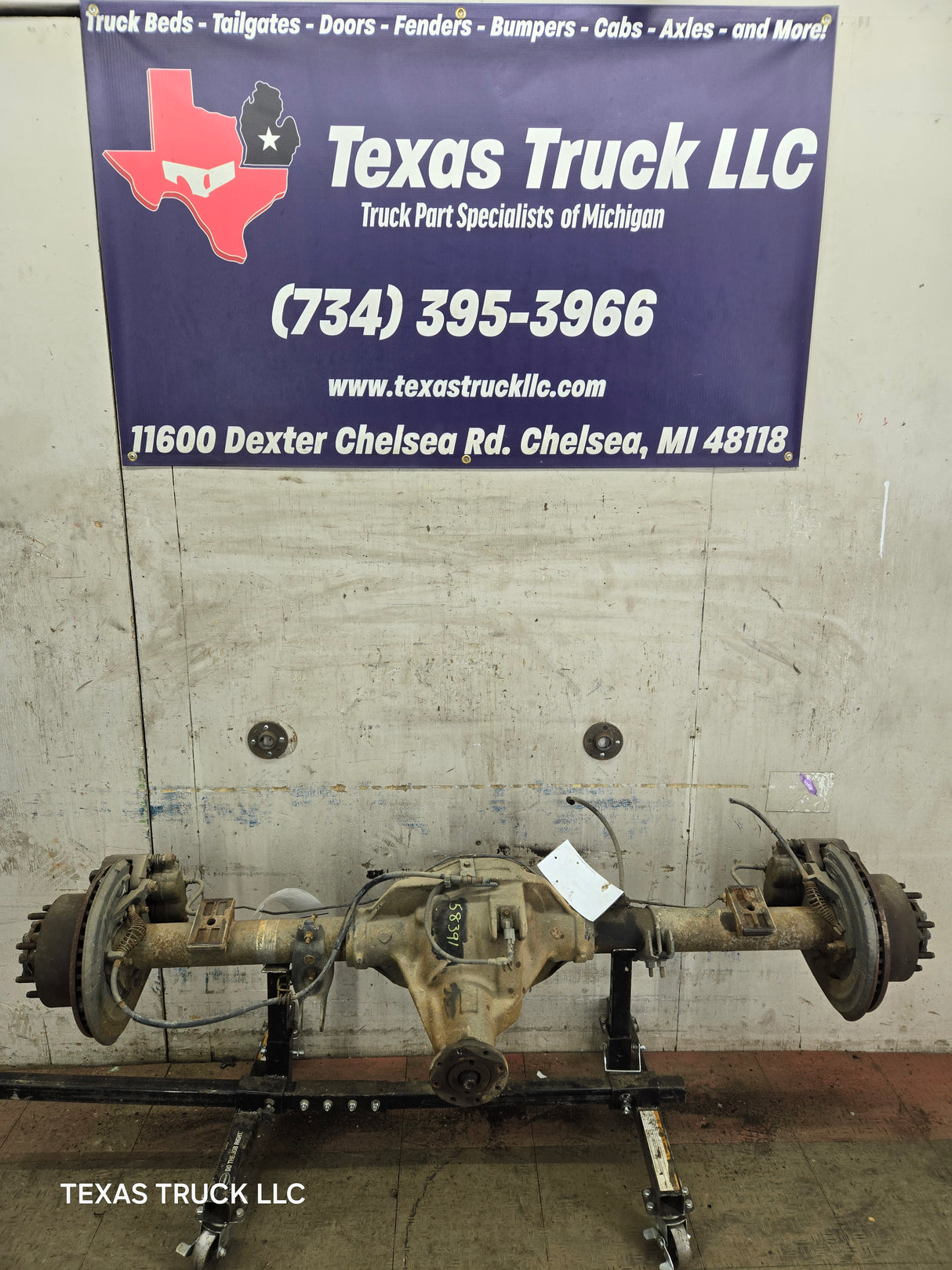 2005-2007 Ford Super Duty F250 F350 SRW Rear Axle 3.73 Gear Ratio
