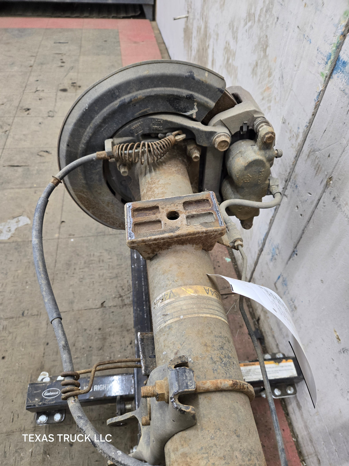 2005-2007 Ford Super Duty F250 F350 SRW Rear Axle 3.73 Gear Ratio
