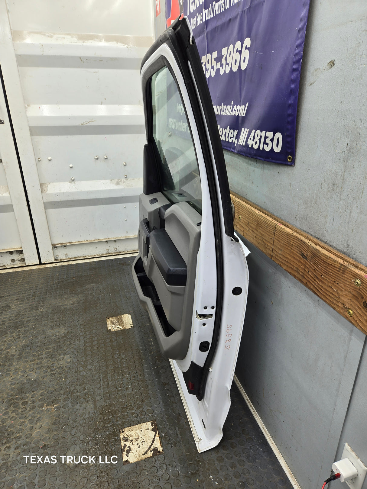 2015-2022 Ford F150 / Super Duty Passenger Side Front Door RH F250 F350 F450 F550