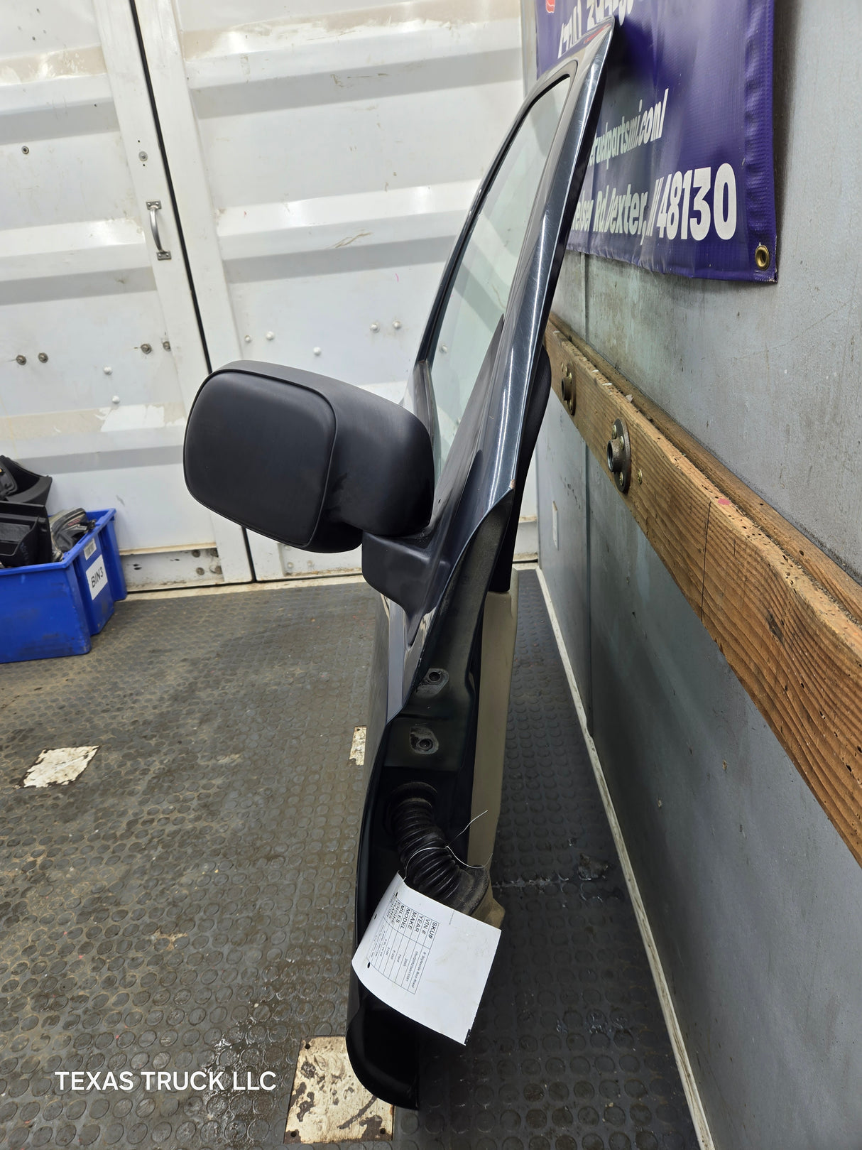1999-2011 Ford Super Duty / Excursion Front Passenger RH Door F250 F350 F450 F550