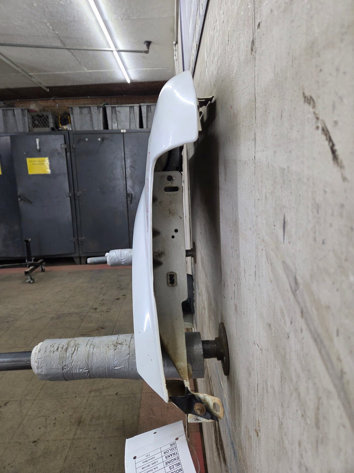 2008-2010 Ford Super Duty F250 F350 RH Passenger Side Fender - Oxford White