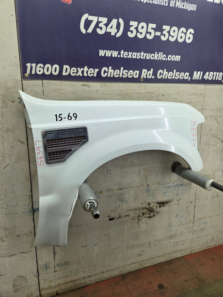 2008-2010 Ford Super Duty F250 F350 RH Passenger Side Fender - Oxford White