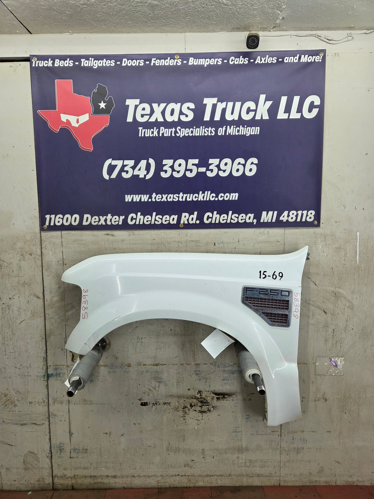 2008-2010 Ford Super Duty F250 F350 LH Driver Side Fender - Oxford White