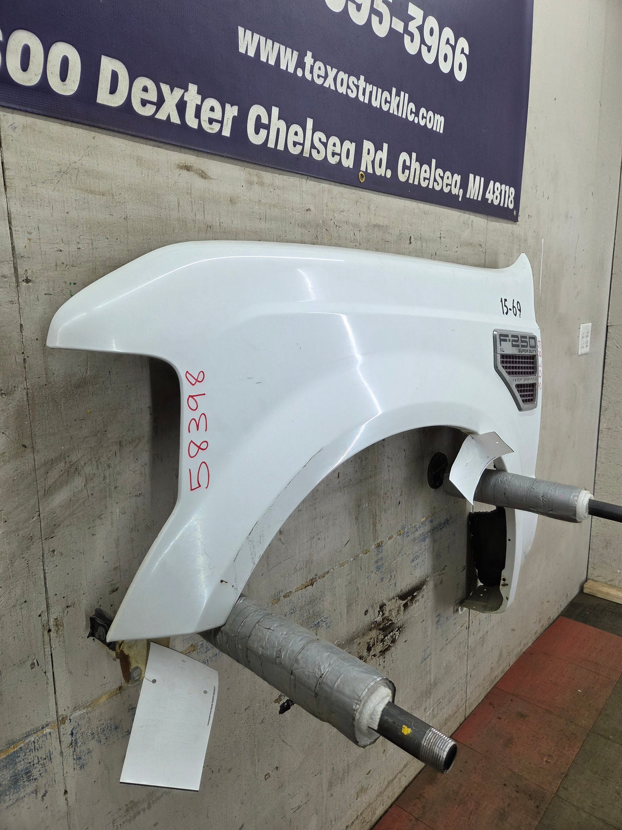 2008-2010 Ford Super Duty F250 F350 LH Driver Side Fender - Oxford White