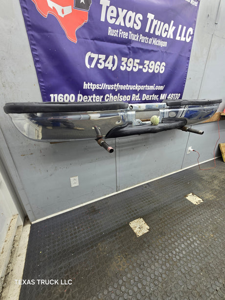 1999-2007 Ford Super Duty F250 F350 F450 F550 Rear Bumper