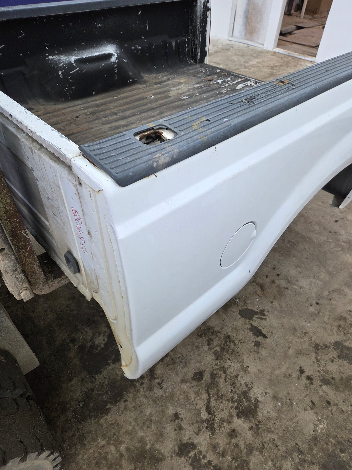 1999-2010 Ford Super Duty F250 F350 6' 9" Short Truck Bed