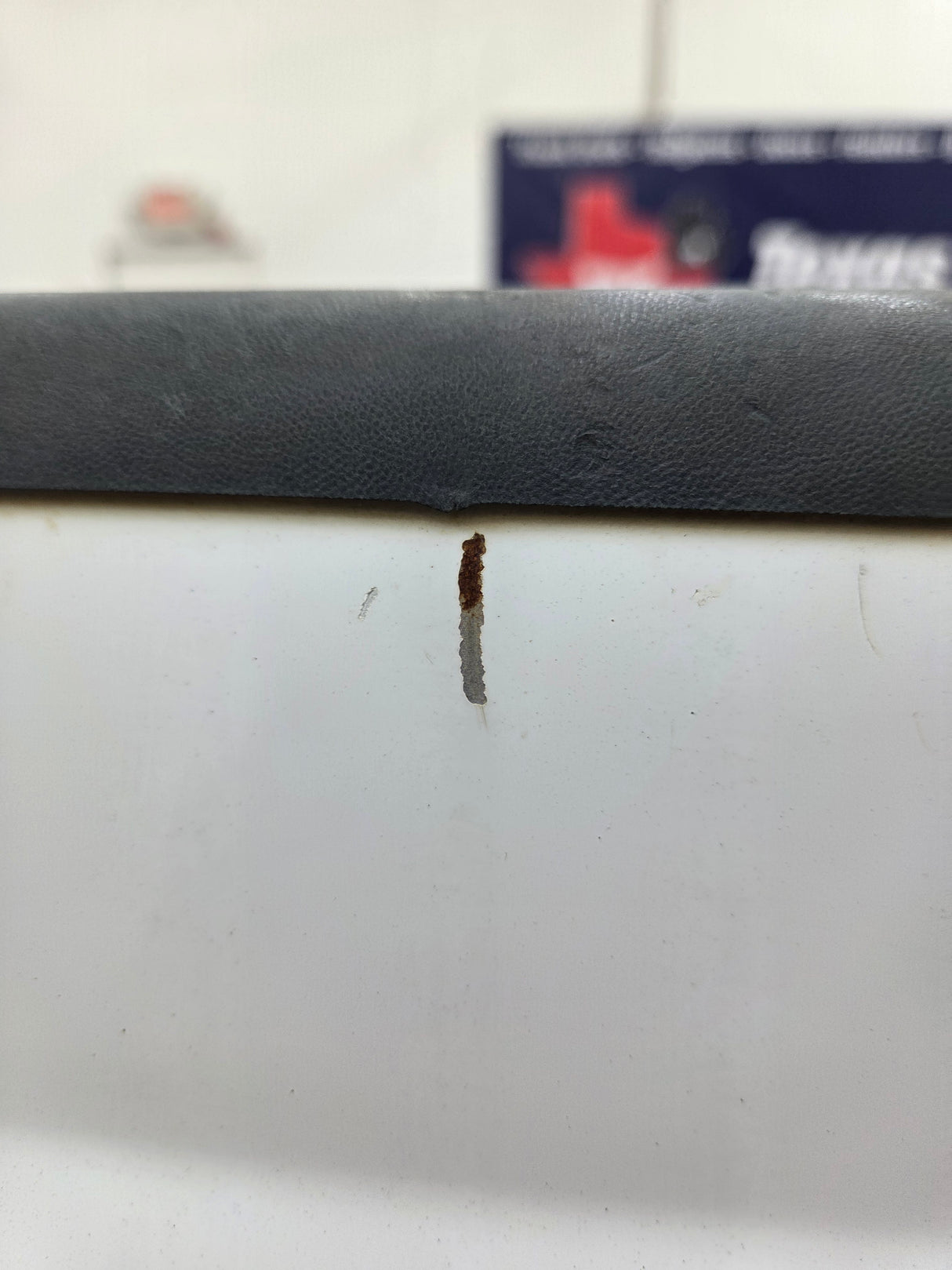 1999-2010 Ford Super Duty F250 F350 6' 9" Short Truck Bed